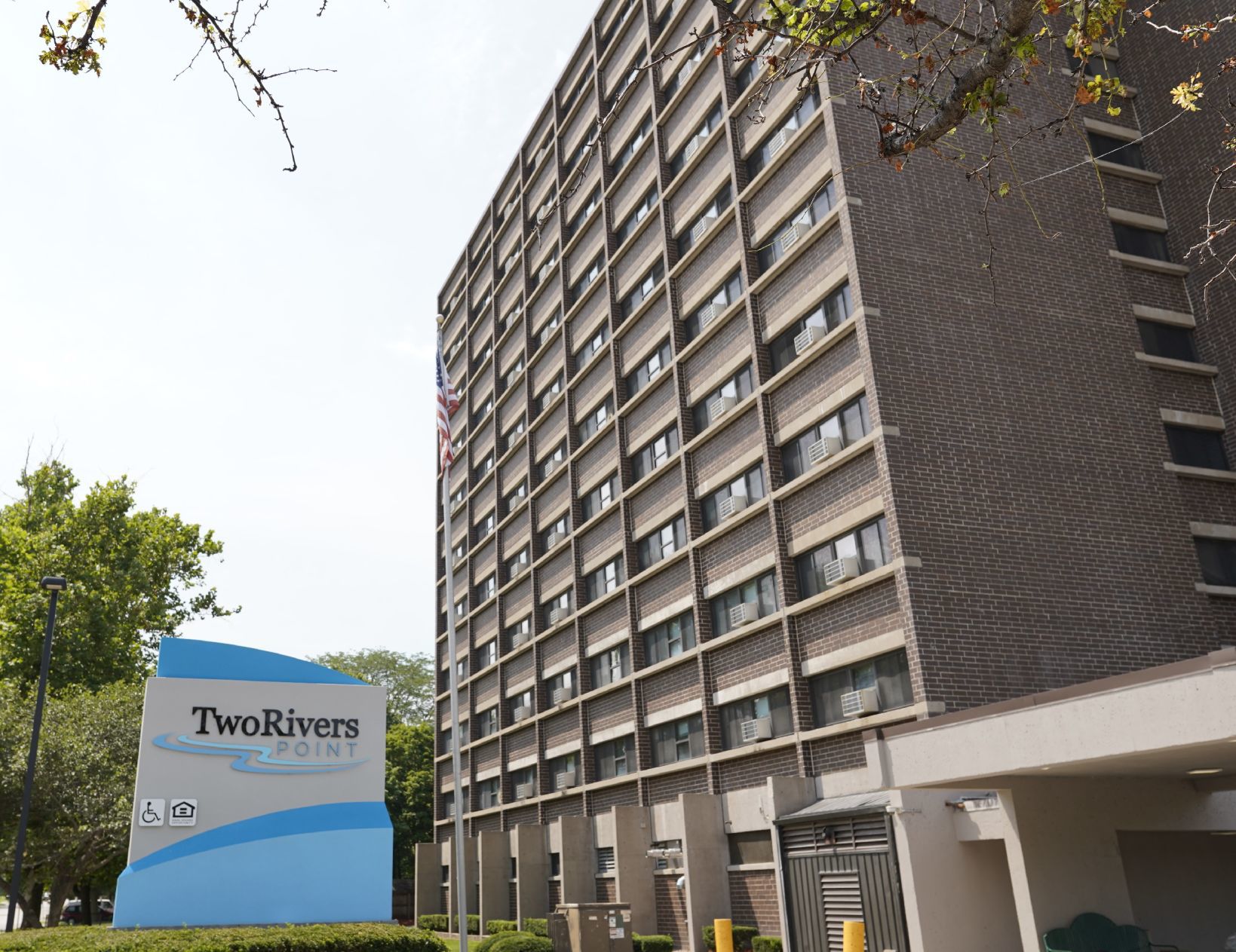 Two Rivers Point apartment building